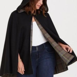 Torrid size 6 Outlander reversible hooded cape